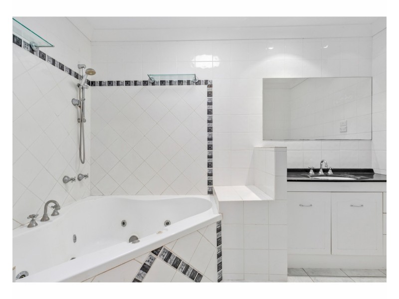 294 Kirby Street, Koongal QLD 4701