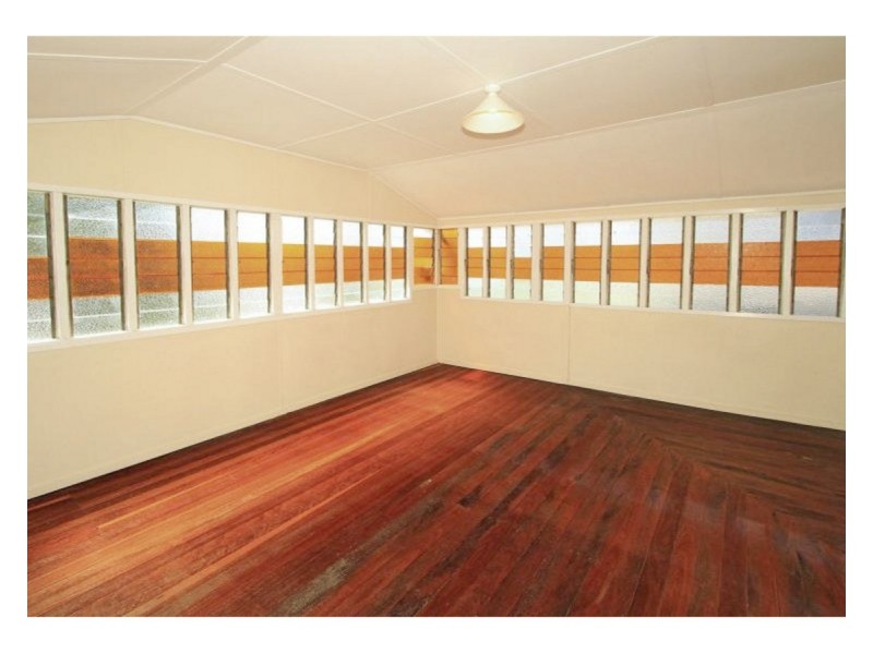 3 Agnes Street, The Range QLD 4700