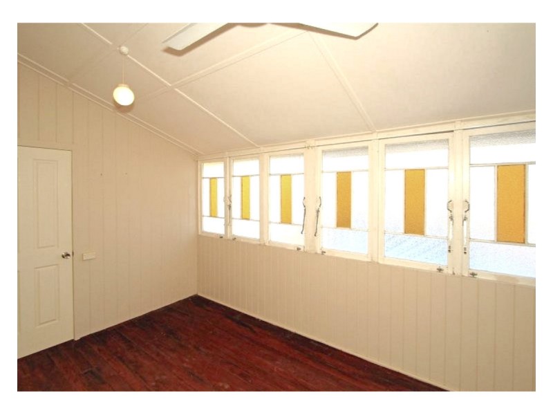 3 Agnes Street, The Range QLD 4700