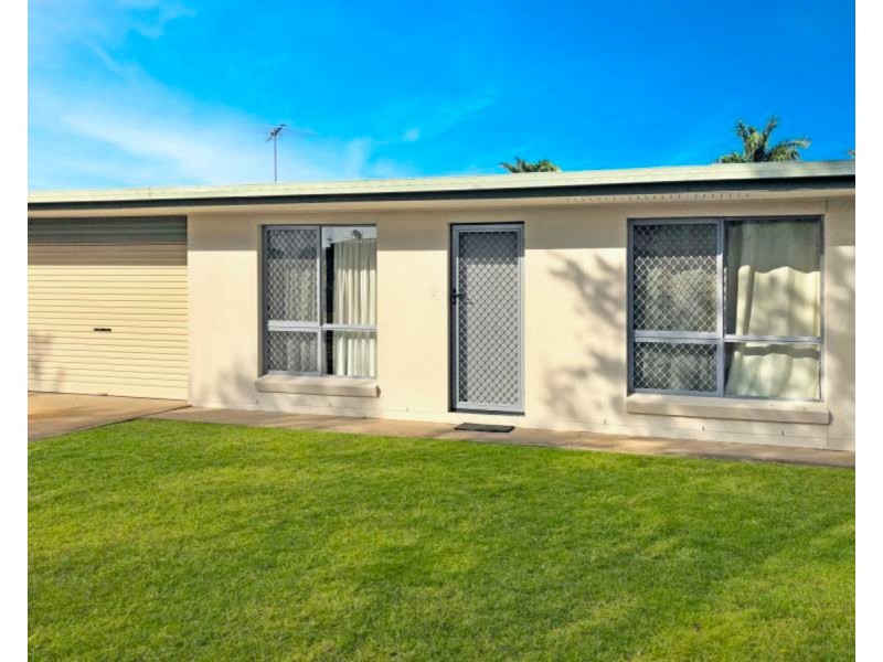 2/48 Denning Street, Park Avenue QLD 4701
