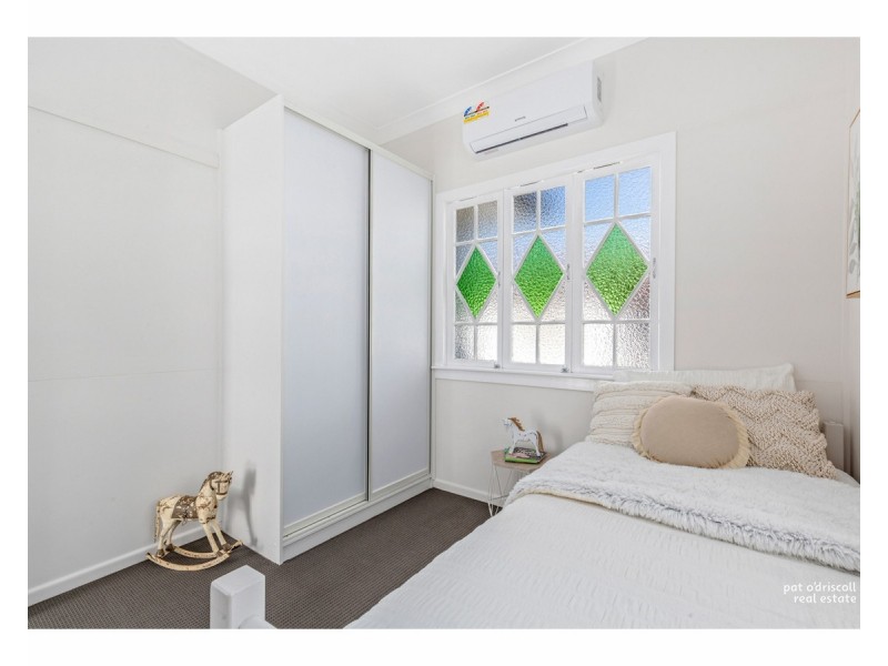 20 Underwood Street, Park Avenue QLD 4701