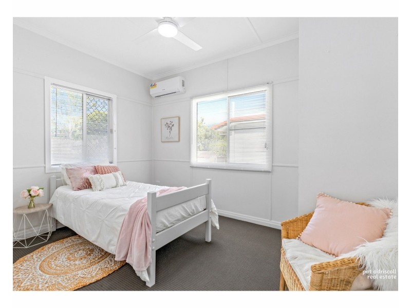 20 Underwood Street, Park Avenue QLD 4701