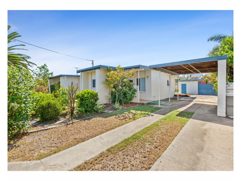 4 Rodger Street, Park Avenue QLD 4701