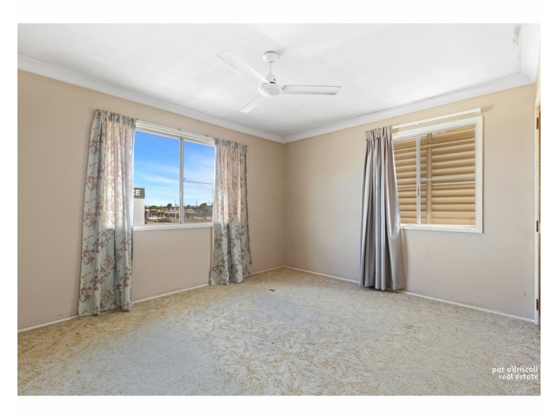 13 Lutton Street, Kawana QLD 4701