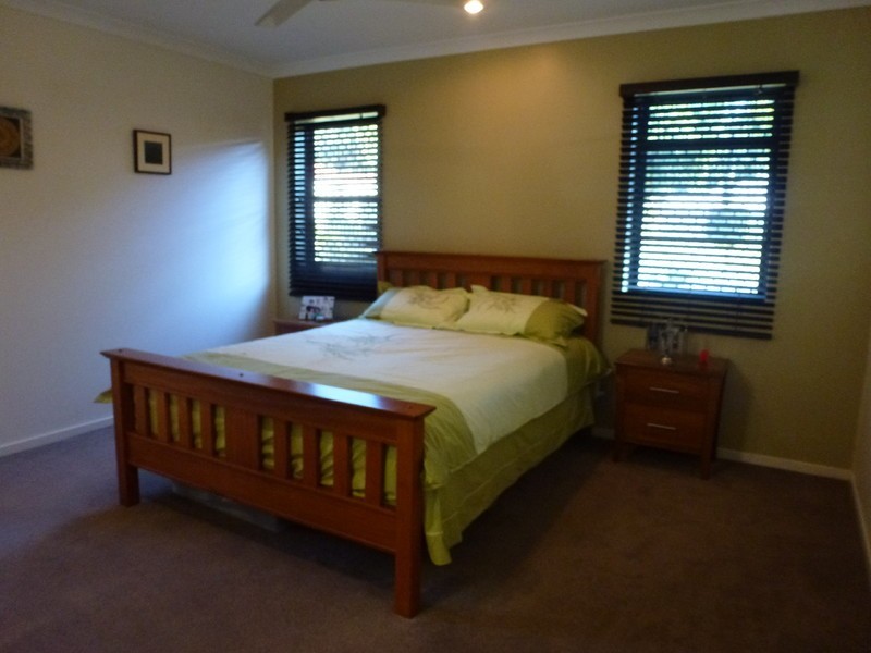 11 Constantia Crescent, Frenchville QLD 4701