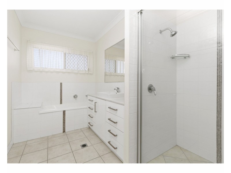 52 Govind Court, Gracemere QLD 4702