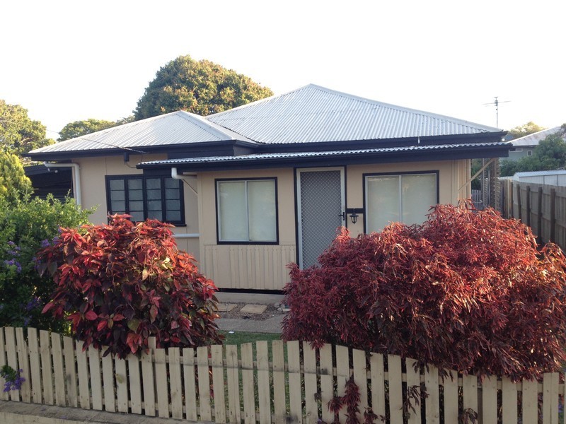 126 Earl St, Berserker QLD 4701