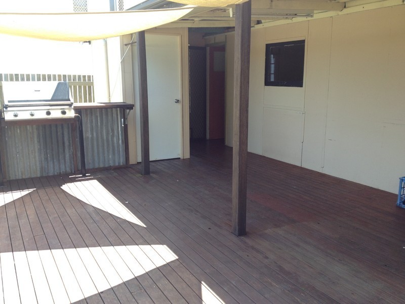 126 Earl St, Berserker QLD 4701