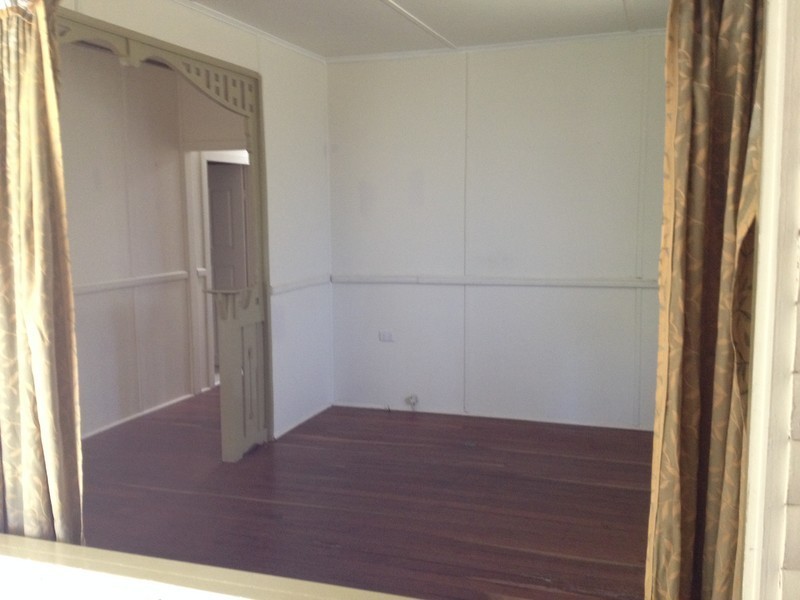 126 Earl St, Berserker QLD 4701