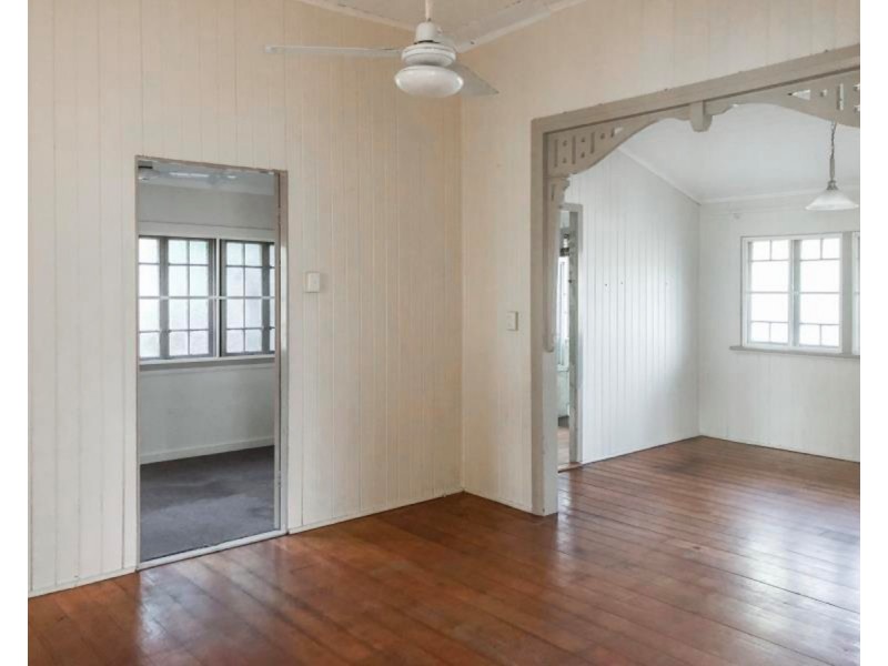 102 Stack Street, Koongal QLD 4701
