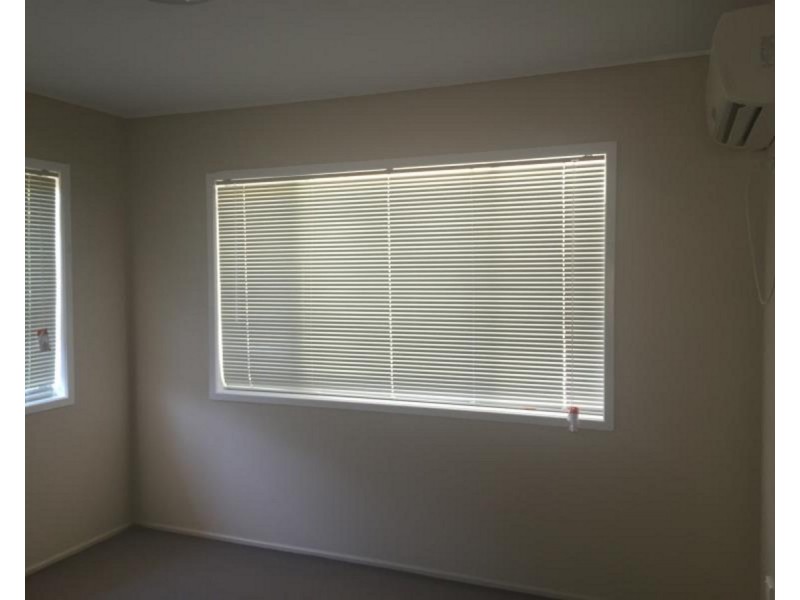 1/146 Dee Street, Koongal QLD 4701