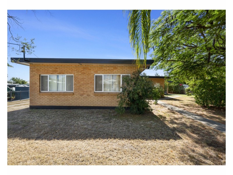 30 Pearson Street, West Rockhampton QLD 4700