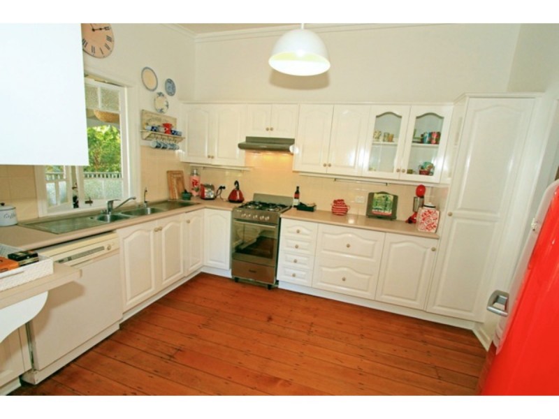 85 Spencer Street, The Range QLD 4700