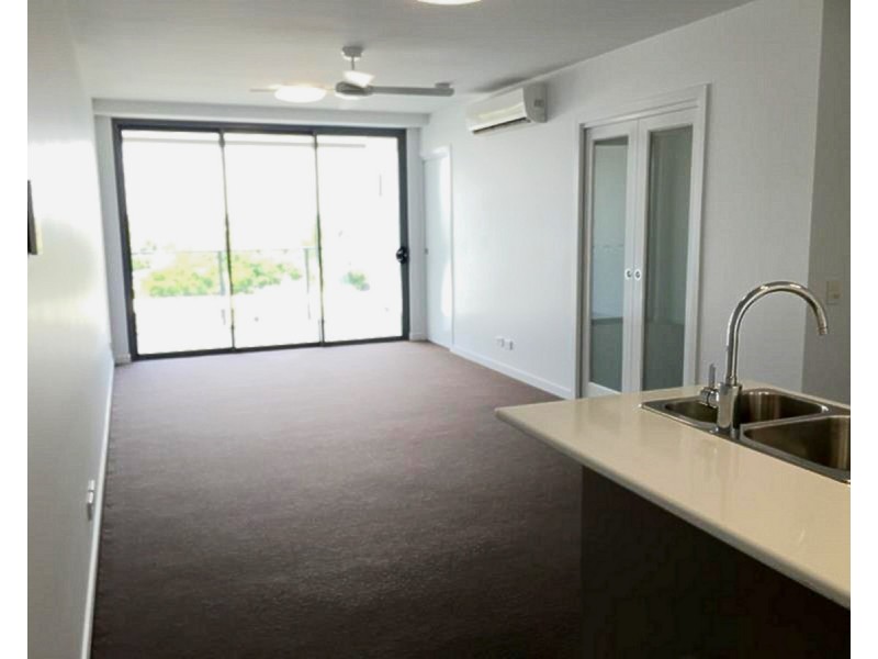 703/2-4 Victoria Parade, Rockhampton City QLD 4700