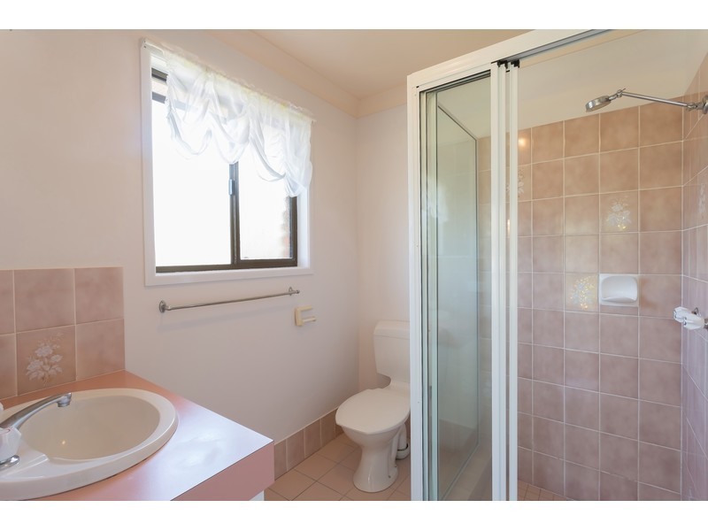 5 Davey Avenue, Frenchville QLD 4701