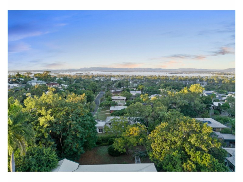 79 Brecknell Street, The Range QLD 4700