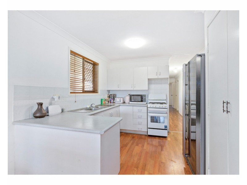 10 Rachel Drive, Parkhurst QLD 4702