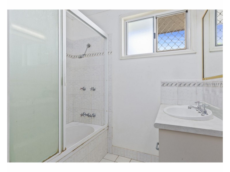 10 Rachel Drive, Parkhurst QLD 4702