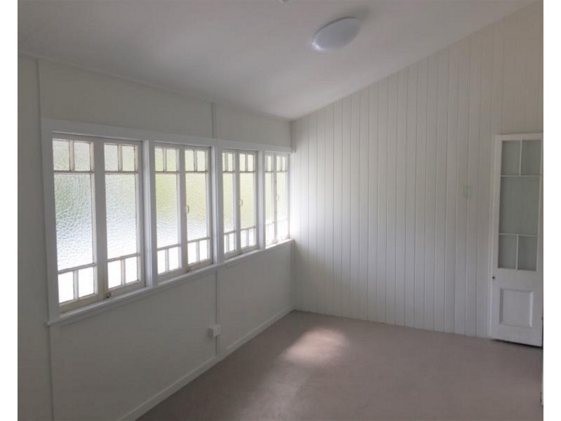 56 Glencoe Street, The Range QLD 4700