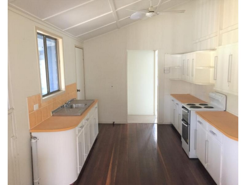 56 Glencoe Street, The Range QLD 4700