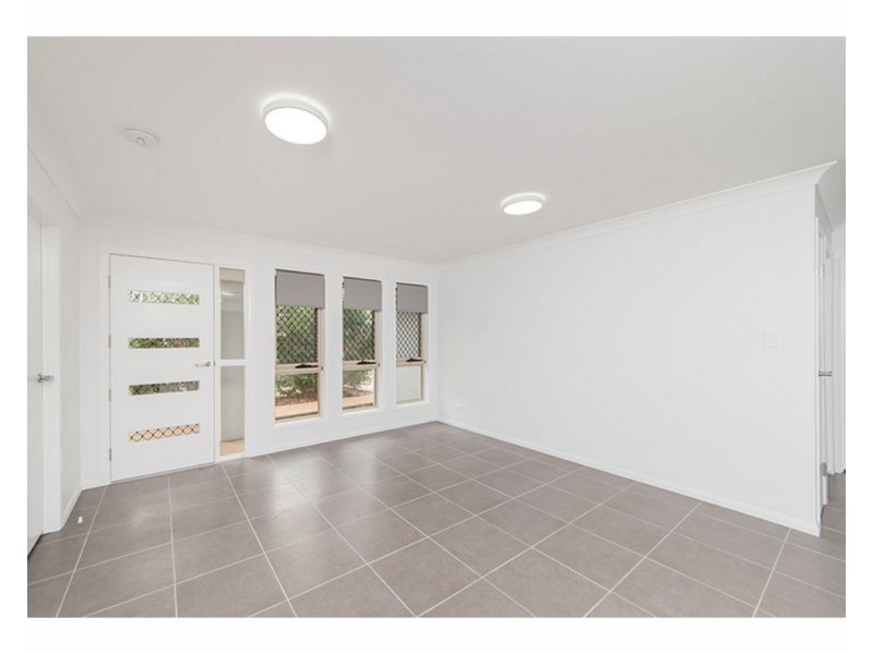 8 Taramoore Road, Gracemere QLD 4702