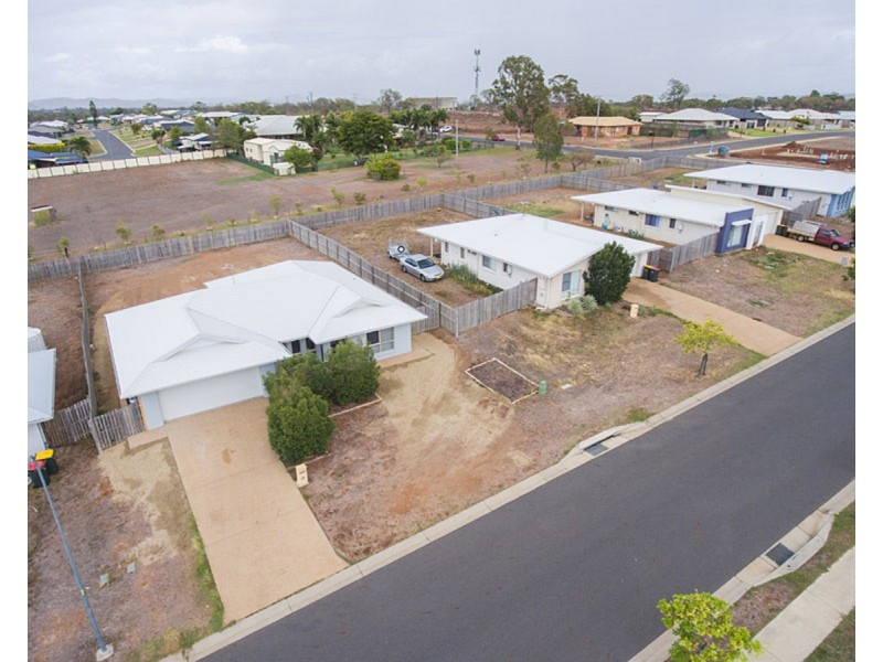 8 Taramoore Road, Gracemere QLD 4702