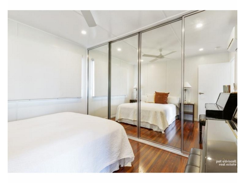 65 Brecknell Street, The Range QLD 4700