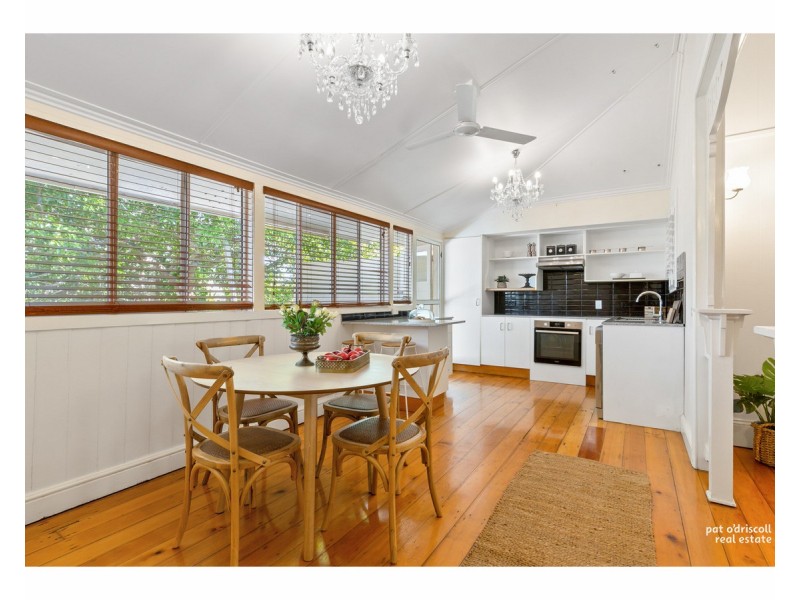 194 Agnes Street, The Range QLD 4700