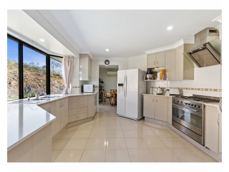 22 McDonald Lane, Struck Oil QLD 4714