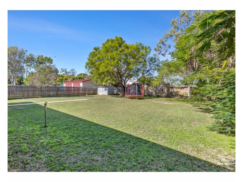 1 Lawrence Crescent, Gracemere QLD 4702