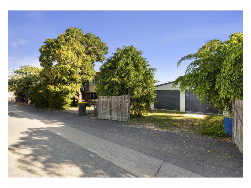 313 Bolsover Street, Depot Hill QLD 4700