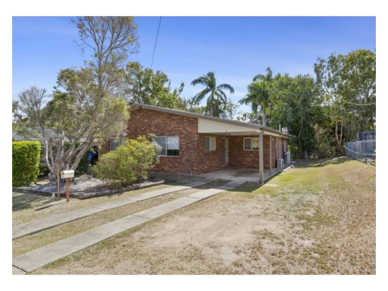 2/4 O’Shanesy Street, Koongal QLD 4701