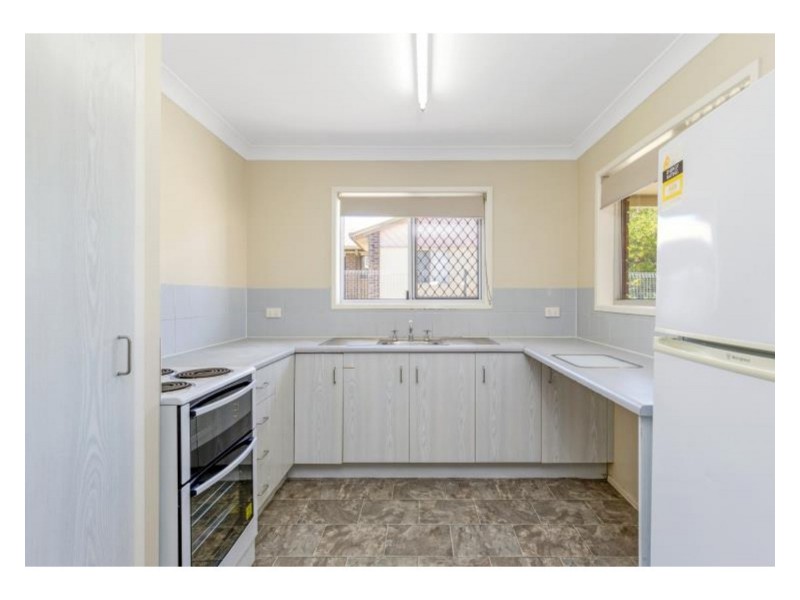 2/4 O’Shanesy Street, Koongal QLD 4701