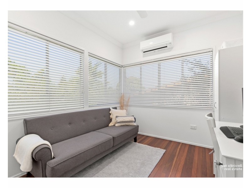 15 Rudd Street, The Range QLD 4700