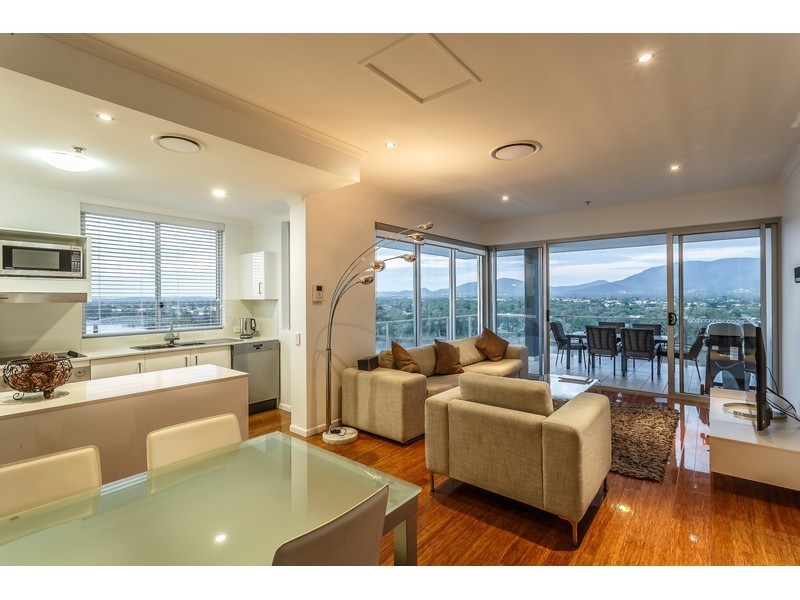 1203/102 Victoria Parade, Rockhampton City QLD 4700