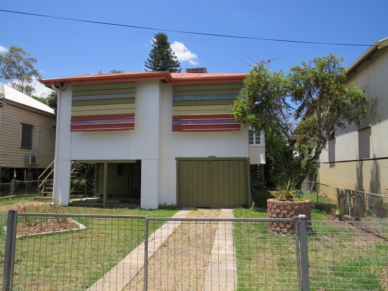 383 Bolsover Street, Depot Hill QLD 4700