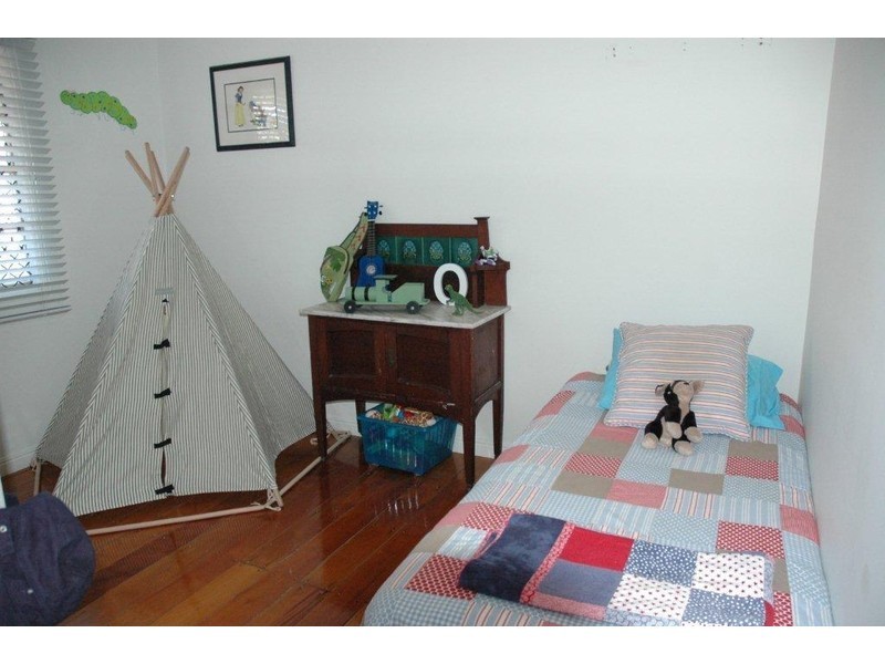 5 Lamington St, The Range QLD 4700