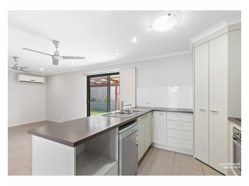 11/249 Mason Street, Koongal QLD 4701