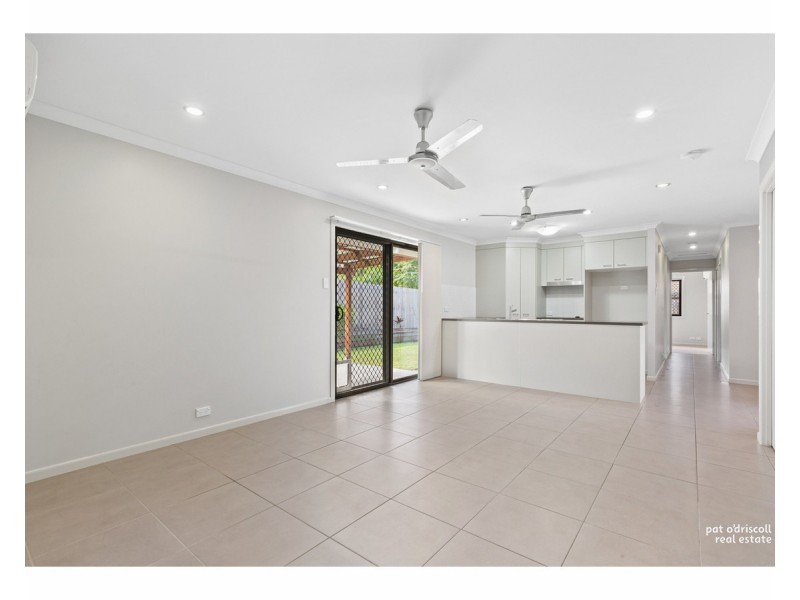 11/249 Mason Street, Koongal QLD 4701