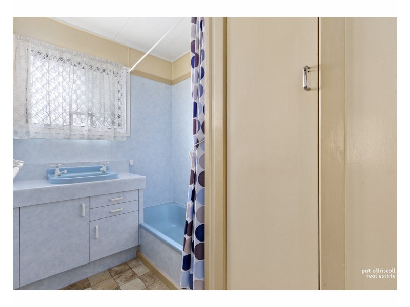 222 Richardson Road, Park Avenue QLD 4701