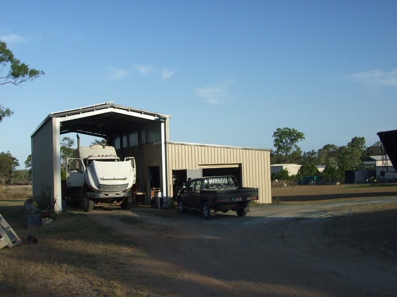 27 Huff Street, Gracemere QLD 4702