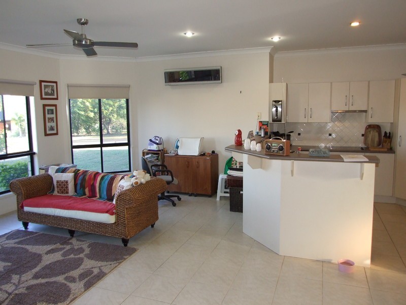 27 Huff Street, Gracemere QLD 4702