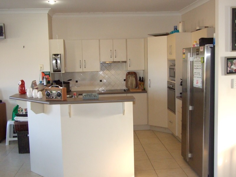 27 Huff Street, Gracemere QLD 4702