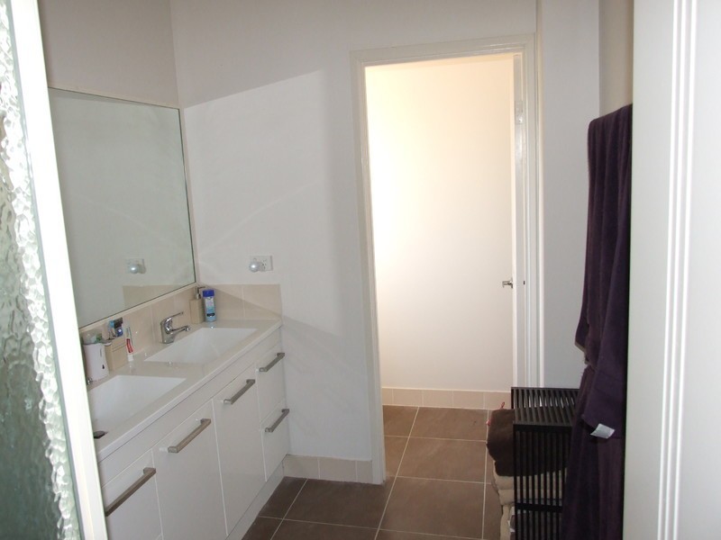 27 Huff Street, Gracemere QLD 4702