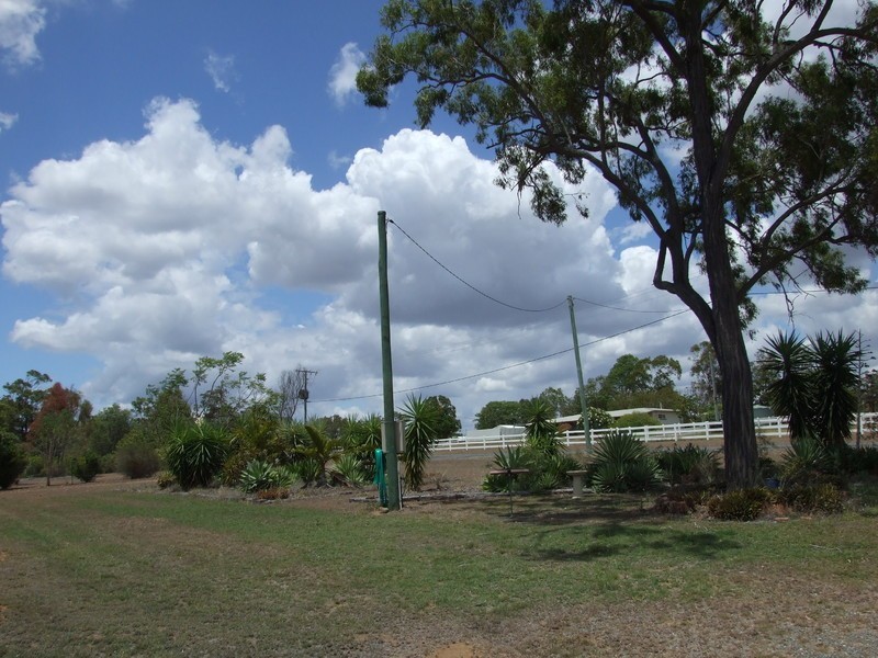 27 Huff Street, Gracemere QLD 4702