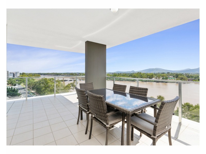 703/102 Victoria Parade, Rockhampton City QLD 4700