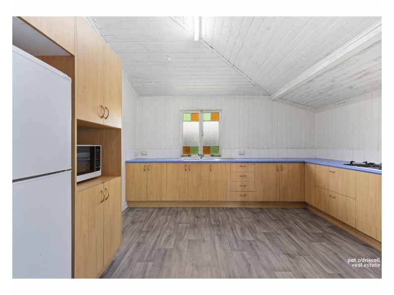 28 Armstrong Street, Berserker QLD 4701
