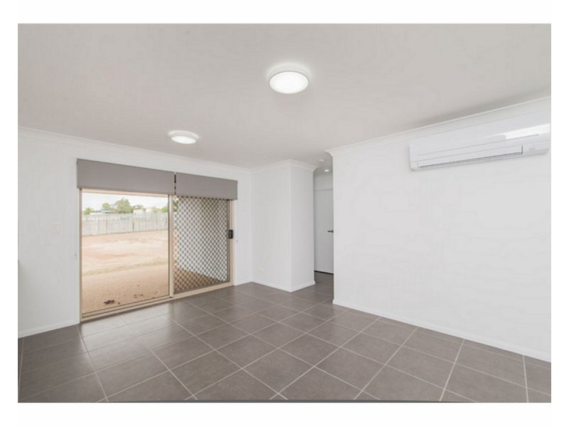 8 Taramoore Road, Gracemere QLD 4702