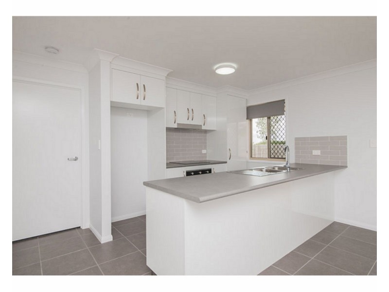 8 Taramoore Road, Gracemere QLD 4702