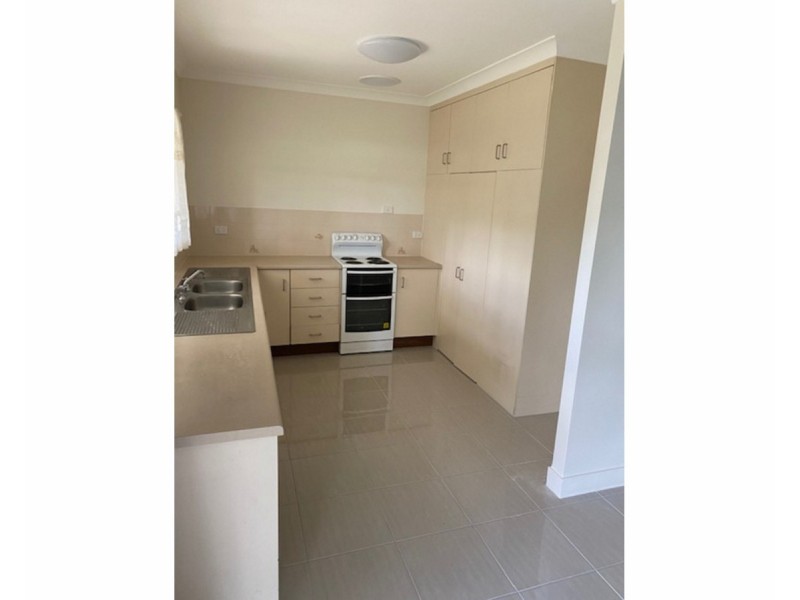 19 Johnson Road, Gracemere QLD 4702